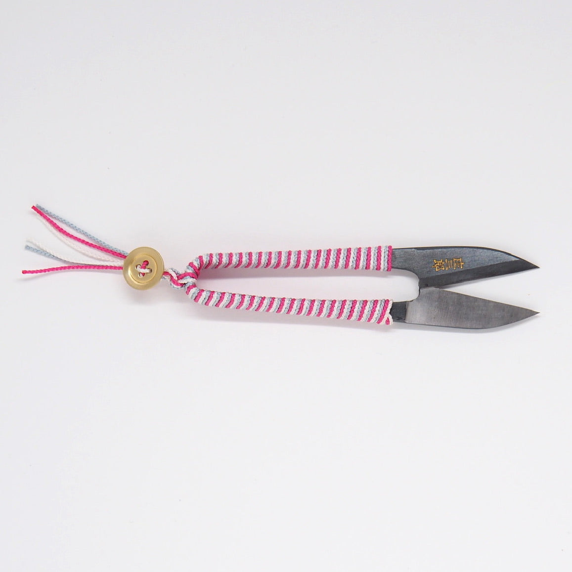 SHOZABURO THREAD SNIPS WITH SILK IGA BRAID - PINK